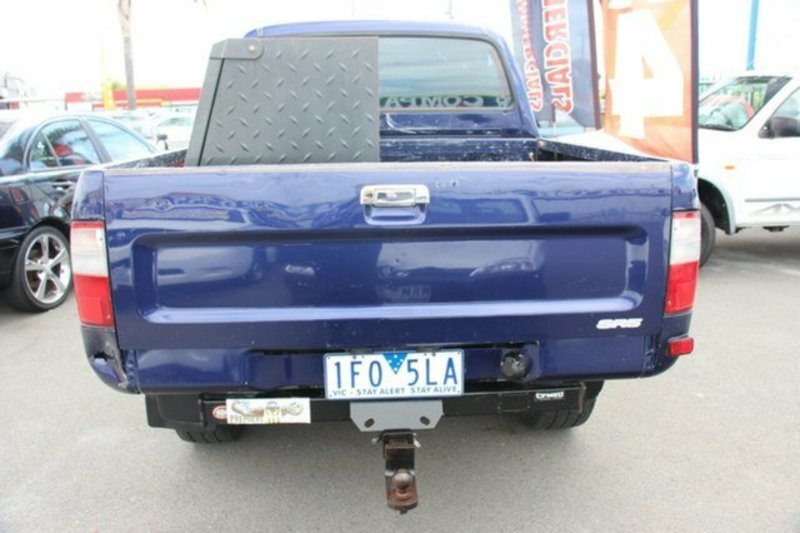 2000 TOYOTA HILUX SR5 (4x4) RZN169R