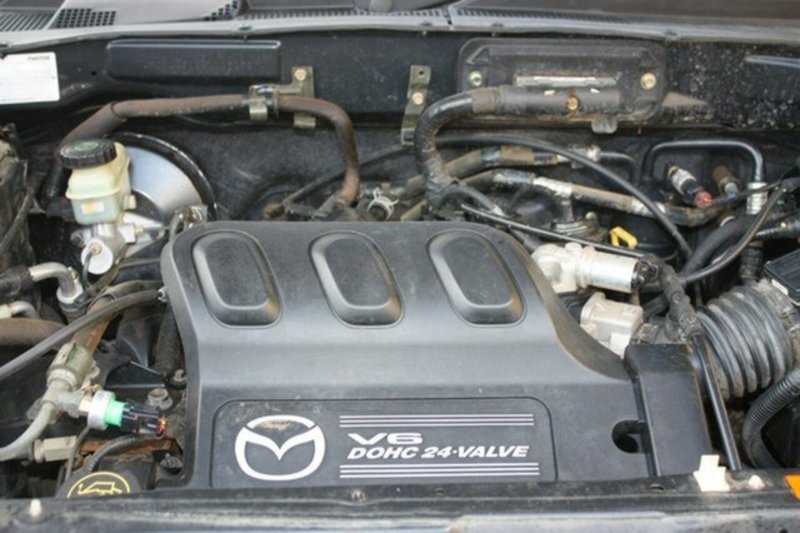 2002 MAZDA TRIBUTE LIMITED TRAVELLER