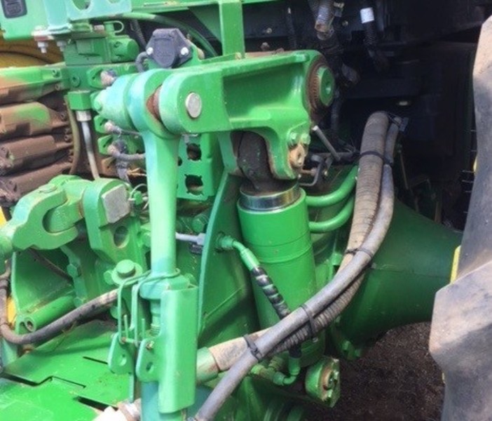 JOHN DEERE 8530 Tractor