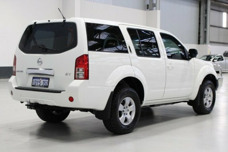 2012 NISSAN PATHFINDER ST (4x4) R51 Series 4