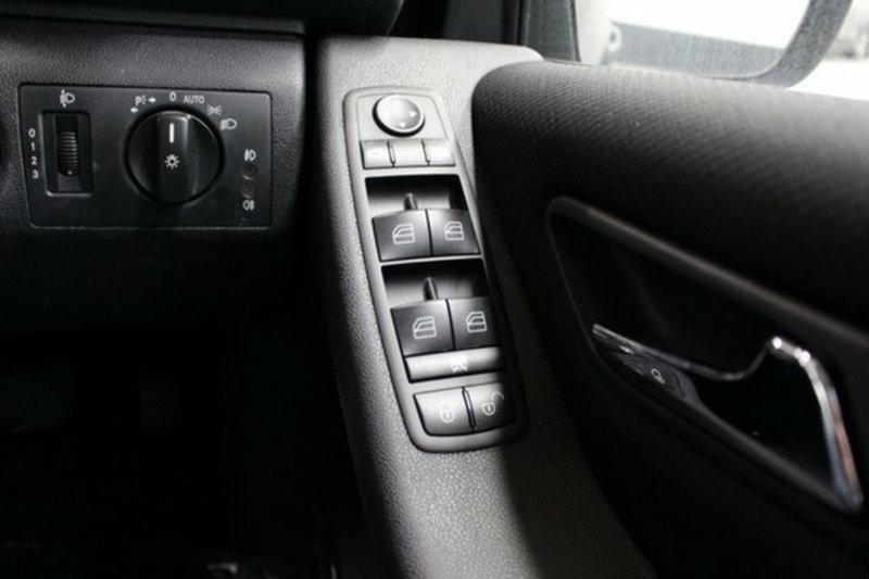 2005 MERCEDES-BENZ A170 ELEGANCE W169