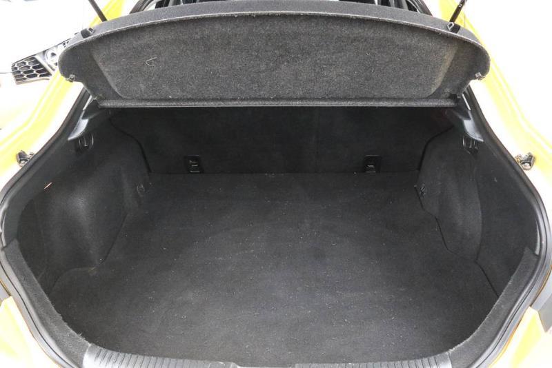 2003 MAZDA 6 Luxury Sports GG1031