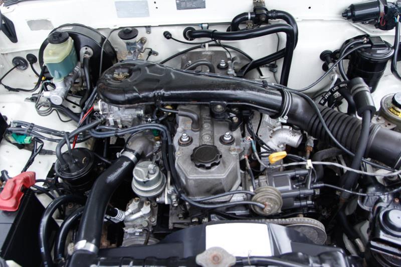 1996 TOYOTA HILUX RN85R