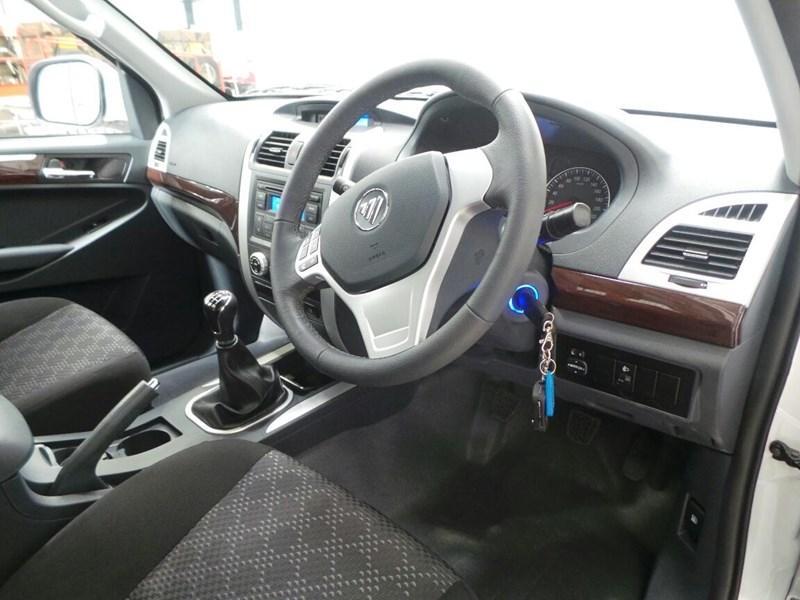 2016 FOTON TUNLAND DUAL CAB