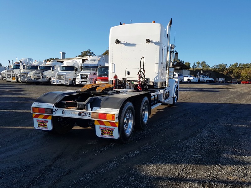 2012 KENWORTH T909 T909 Truck