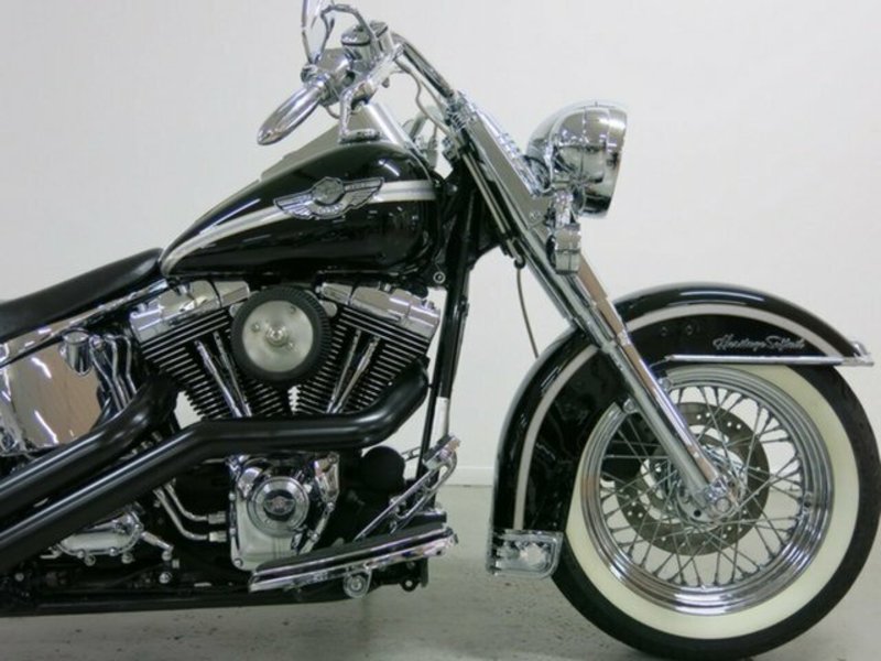2003 HARLEY-DAVIDSON FLSTC Heritage Softail Classic