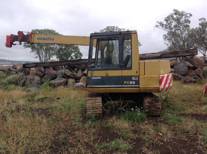 KOMATSU PC60 360 DEGREE YARD CRANE 1202