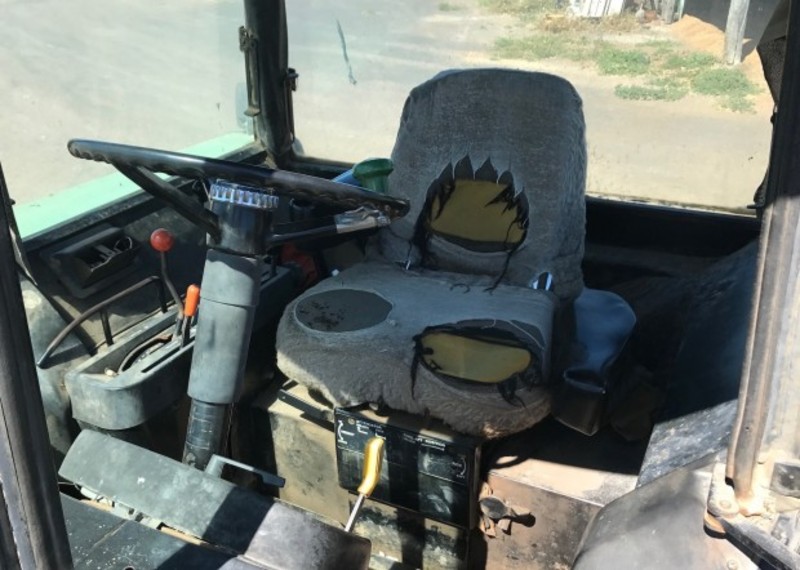 JOHN DEERE 4240 Tractor
