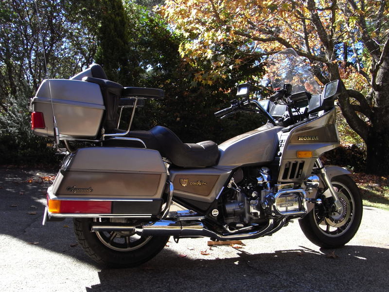 1985 HONDA GL 1200AE (GOLDWING ASPENCADE)