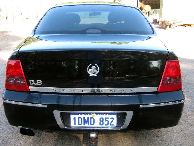 2003 HOLDEN STATESMAN V8 WK