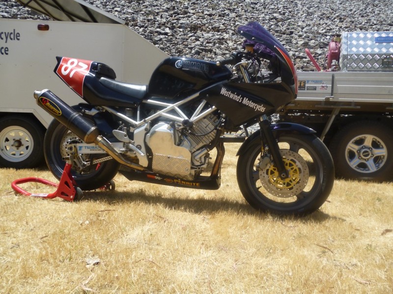 1999 YAMAHA 850CC TRX850