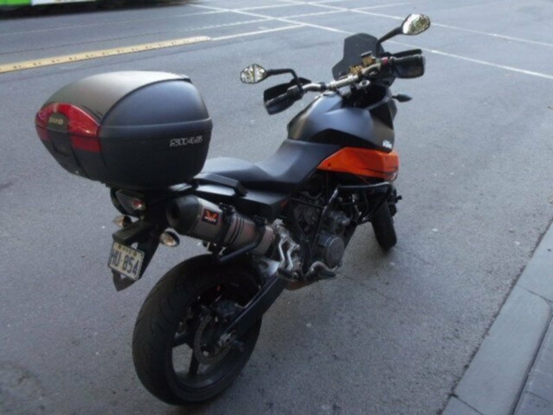 2009 KTM 990 SUPERMOTO T
