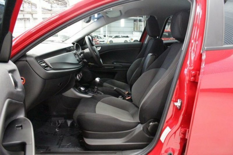 2015 ALFA ROMEO GIULIETTA PROGRESSION MY15