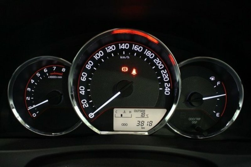 2013 TOYOTA COROLLA ASCENT ZRE182R