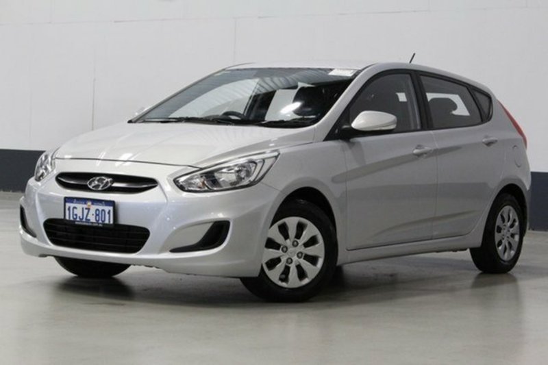 2015 HYUNDAI ACCENT ACTIVE RB2