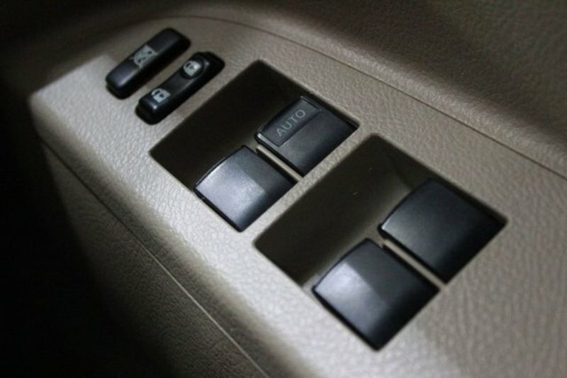 2011 TOYOTA KLUGER GRANDE (4x4) GSU45R MY11 UPGRADE