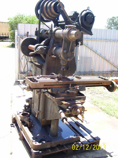 CINCINNATI METAL MILLING MACHINE