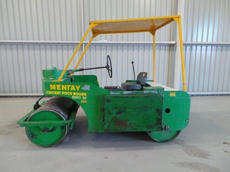 MENTAY CRICKET PITCH ROLLER