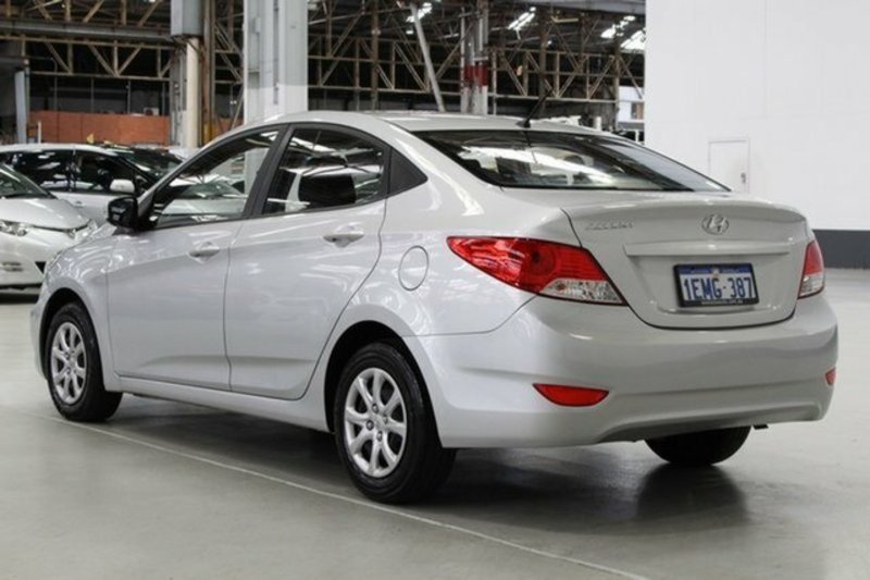 2014 HYUNDAI ACCENT ACTIVE RB2
