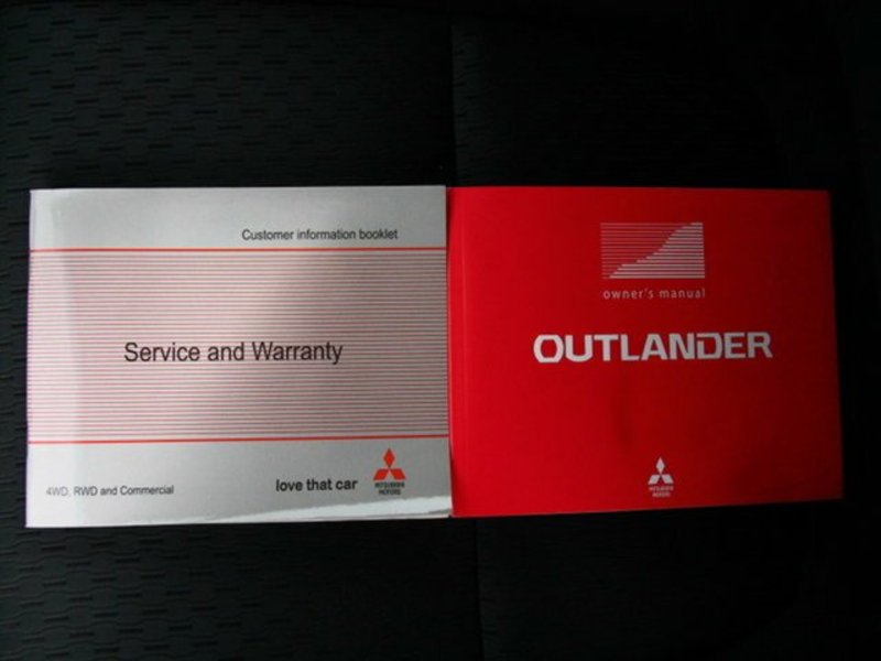 2014 MITSUBISHI OUTLANDER ES (4x4) ZJ MY14.5