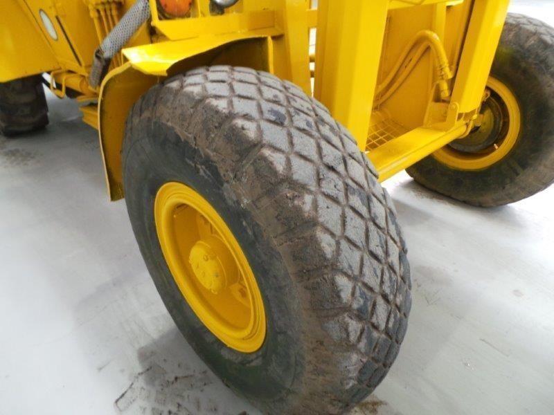 CHAMBERLAIN 8 TON YARD CRANE