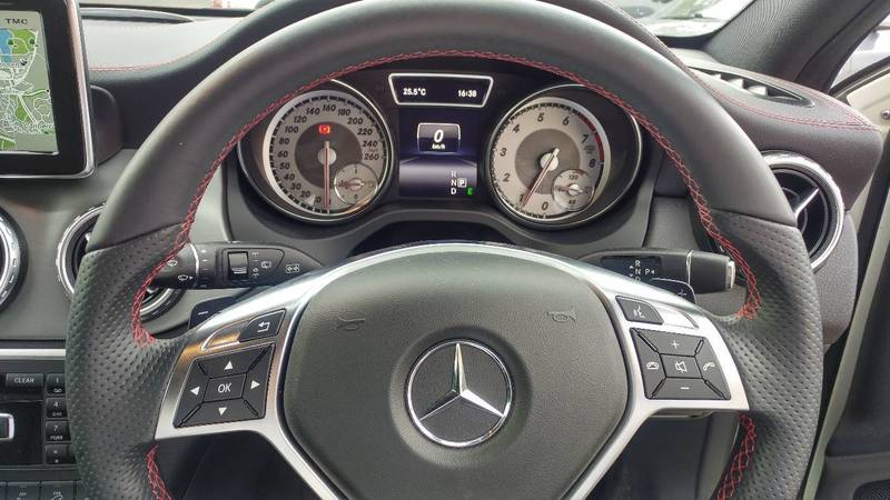 2015 MERCEDES-BENZ GLA 250 4MATIC X156 MY15