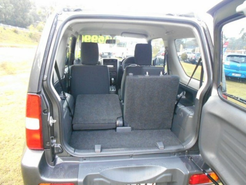 2012 SUZUKI JIMNY SIERRA (4x4)