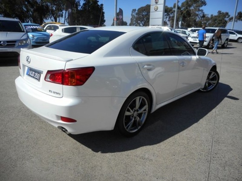 2010 LEXUS IS250 SPORTS LUXURY GSE20R MY10