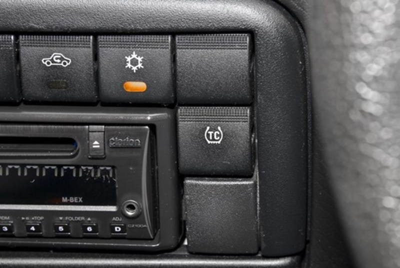 2000 HOLDEN VECTRA GL JS II