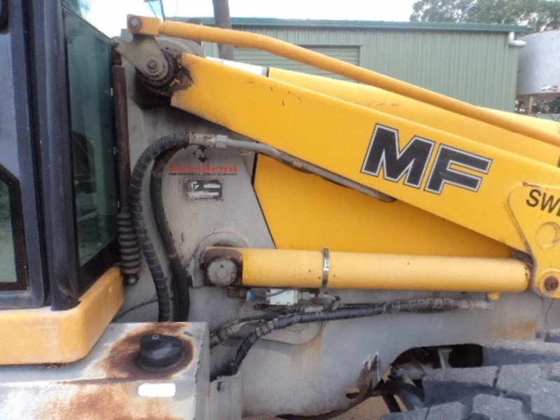 1985 MASSEY FERGUSON MF860 MF860 Loader