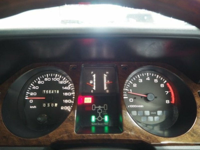 1998 MITSUBISHI PAJERO GLS LWB (4x4) NL