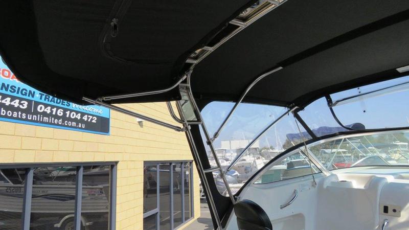 Tournament 2000 Bluewater EXCELLENT DECK SPACE, RIDE AND QUALITY BUILD
