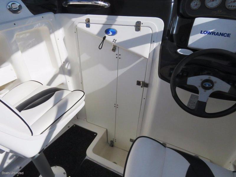 Haines Signature 632f WALK AROUND BIG VOLUME BOAT GREAT FISHING N FAMILY