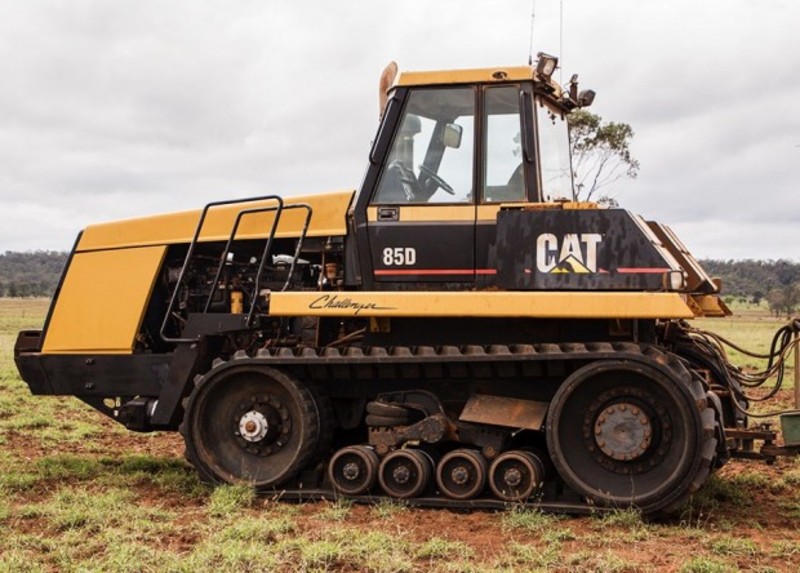 1996 CATERPILLAR Challenger 85D Tractor