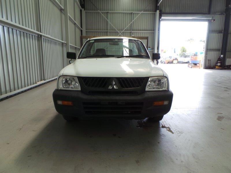 2004 MITSUBISHI TRITON UTE