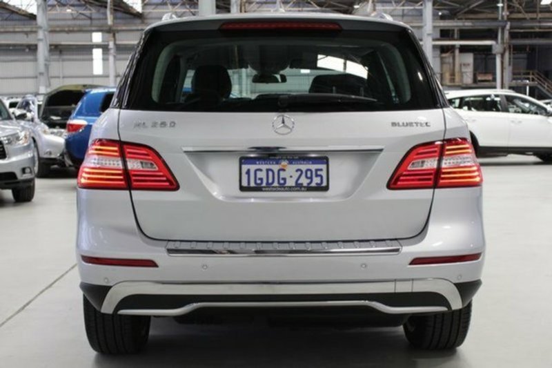2012 MERCEDES-BENZ ML 250 CDI BLUETEC (4x4) 166