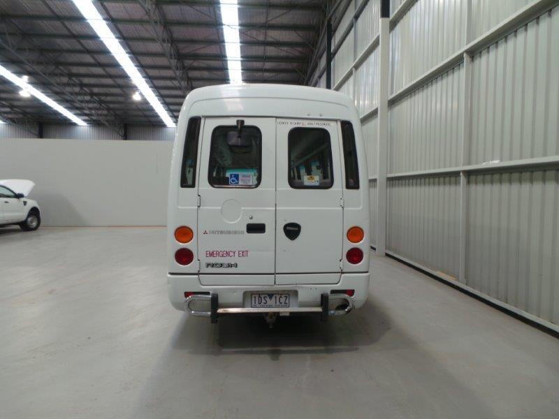 2003 MITSUBISHI ROSA 25 SEAT