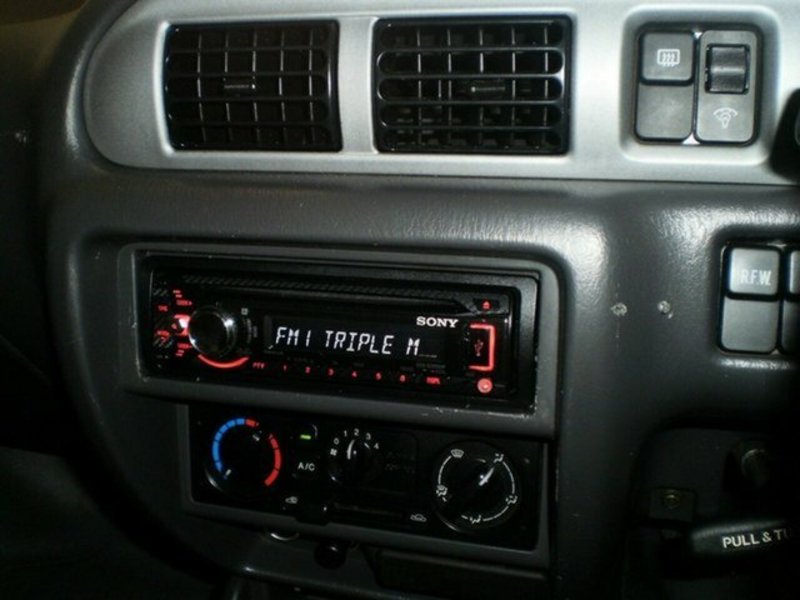 2006 MAZDA B2500 BRAVO SDX (4x4)