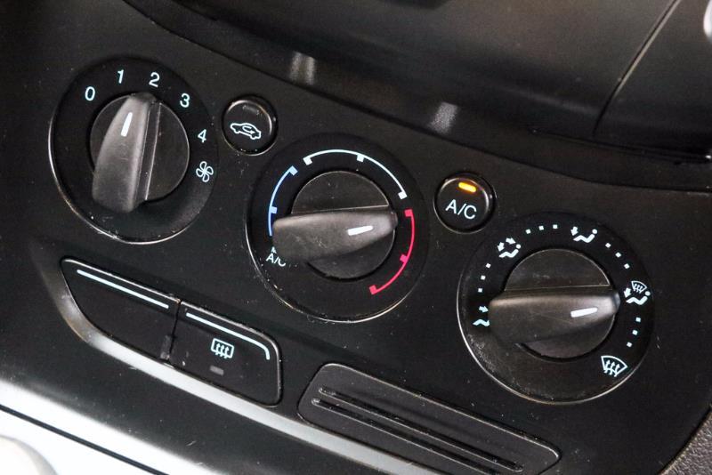 2011 FORD FOCUS AMBIENTE LW