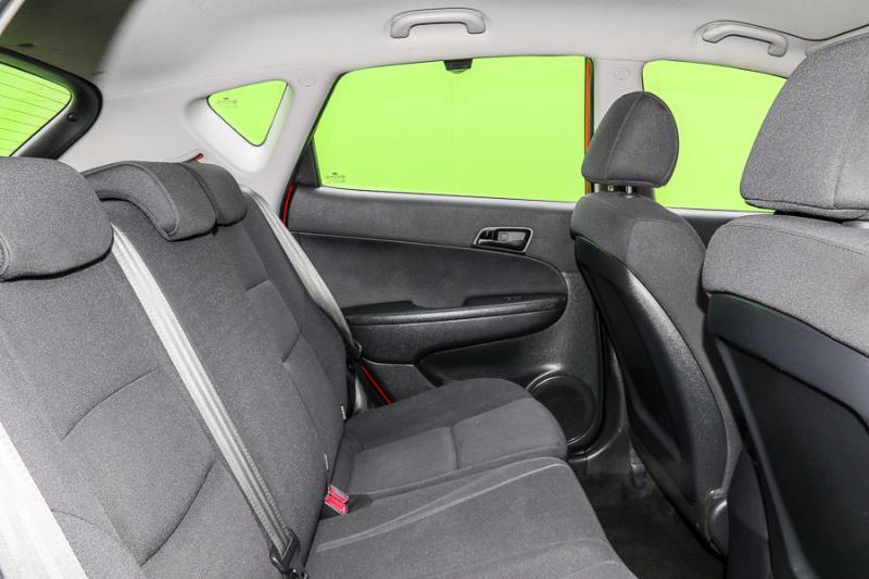 2011 HYUNDAI i30 SX FD
