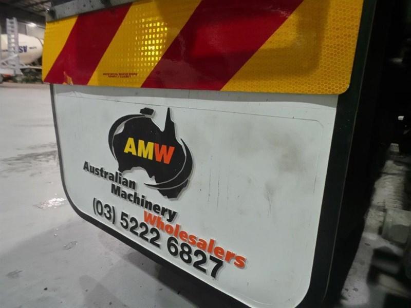 2005 VOLVO FM12