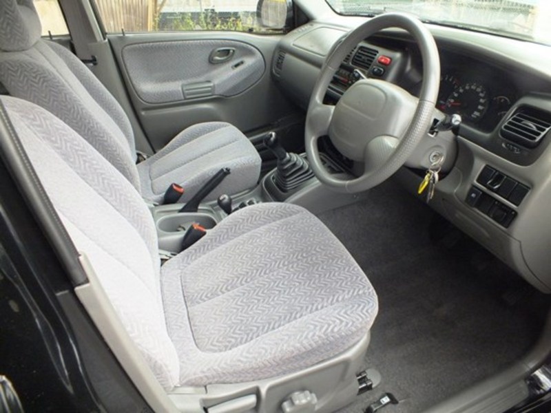 2001 SUZUKI GRAND VITARA Limited Edition SQ625 S2