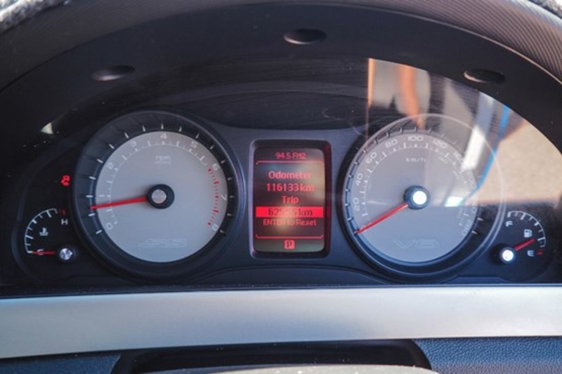 2010 HOLDEN COMMODORE SS V VE