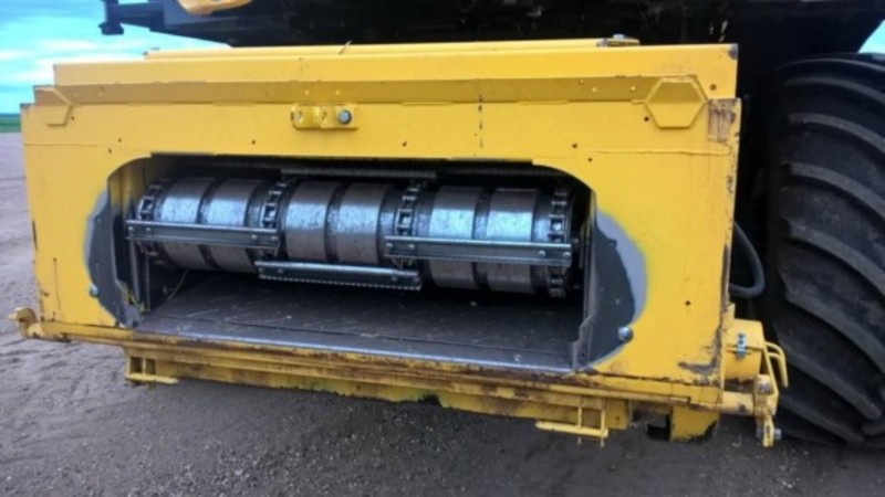 2011 NEW HOLLAND CR9080 CR9080 HarvesterHeader