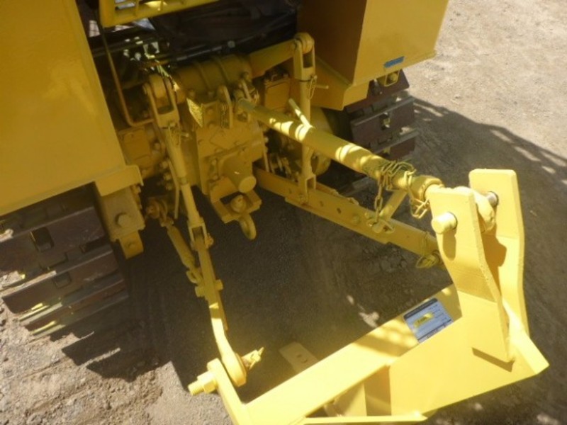 2007 East Wind Farmboss Dozer