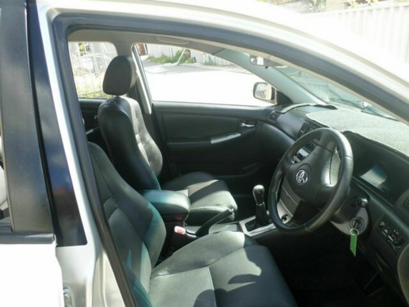 2005 TOYOTA COROLLA SPORTIVO ZZE123R