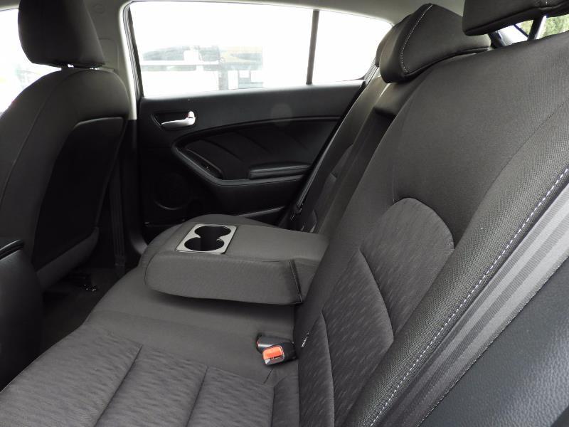 2016 KIA CERATO S YD
