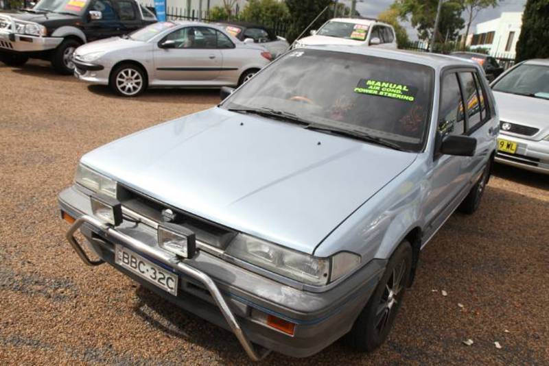 1990 NISSAN PULSAR GL
