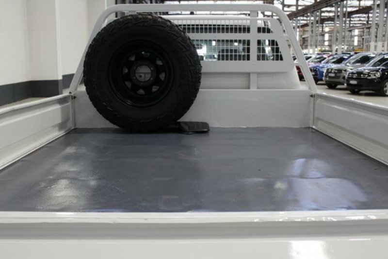 2011 TOYOTA HILUX SR (4x4) KUN26R MY12