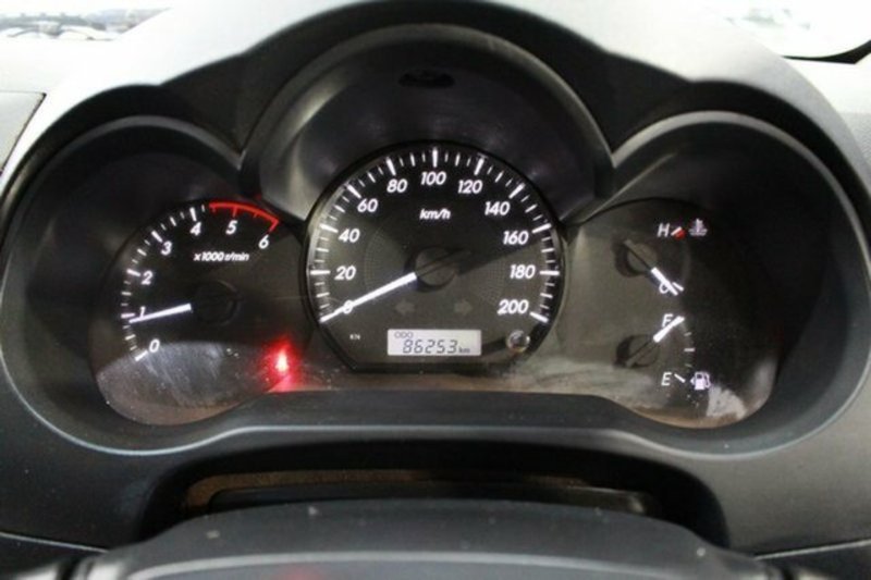 2012 TOYOTA HILUX SR (4x4) KUN26R MY12